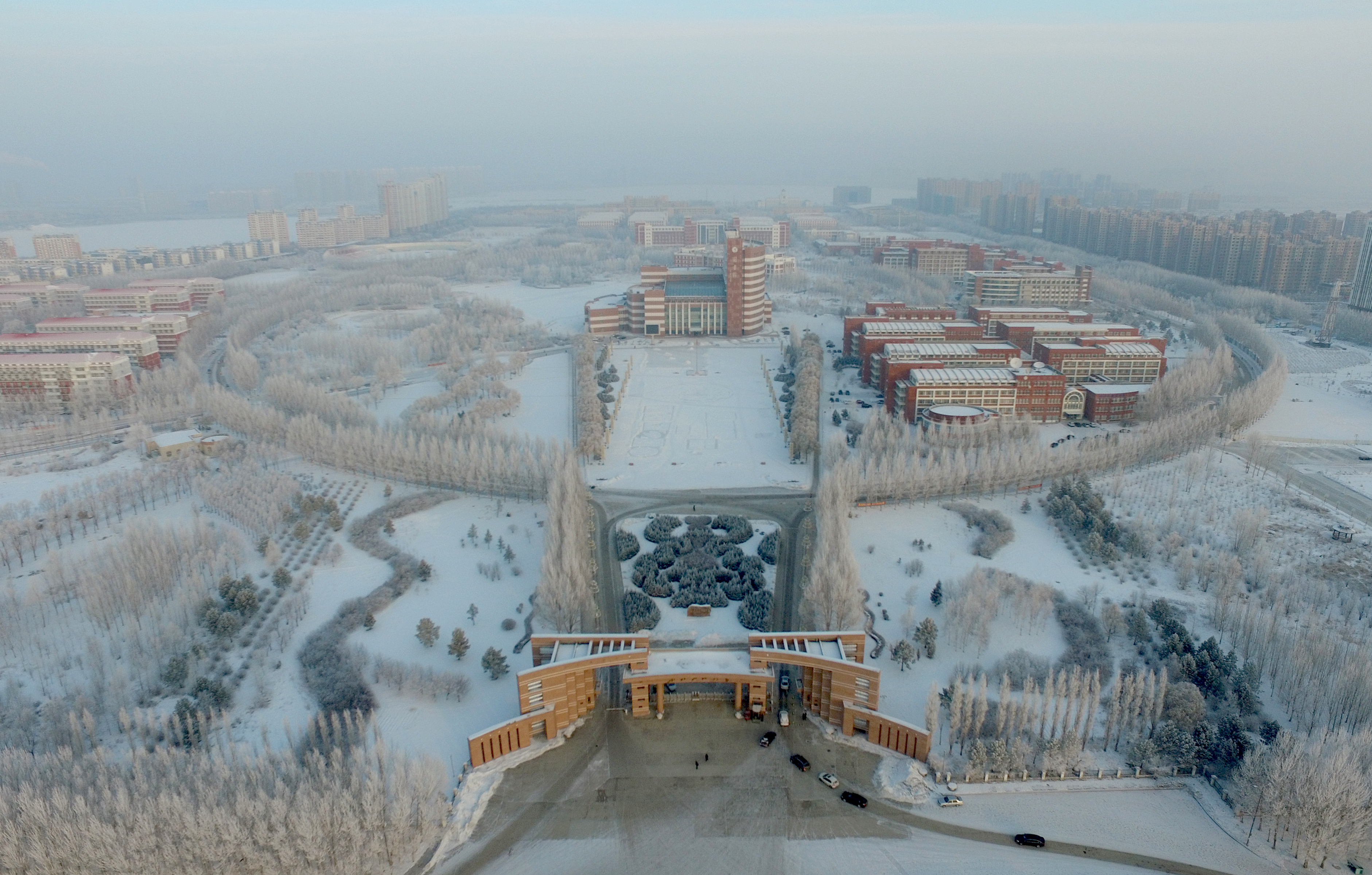 冬-东北石油大学研究生院